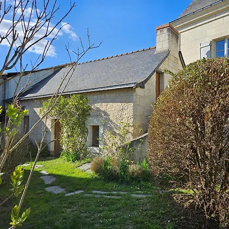Au Pied Du Lavoir Germaine Bed & Breakfast Grezille